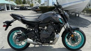 Yamaha MT-07